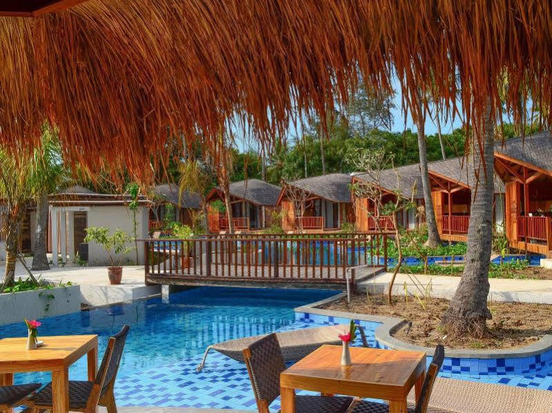 Gili Air Lagoon Resort By Waringin Hospitality Экстерьер фото